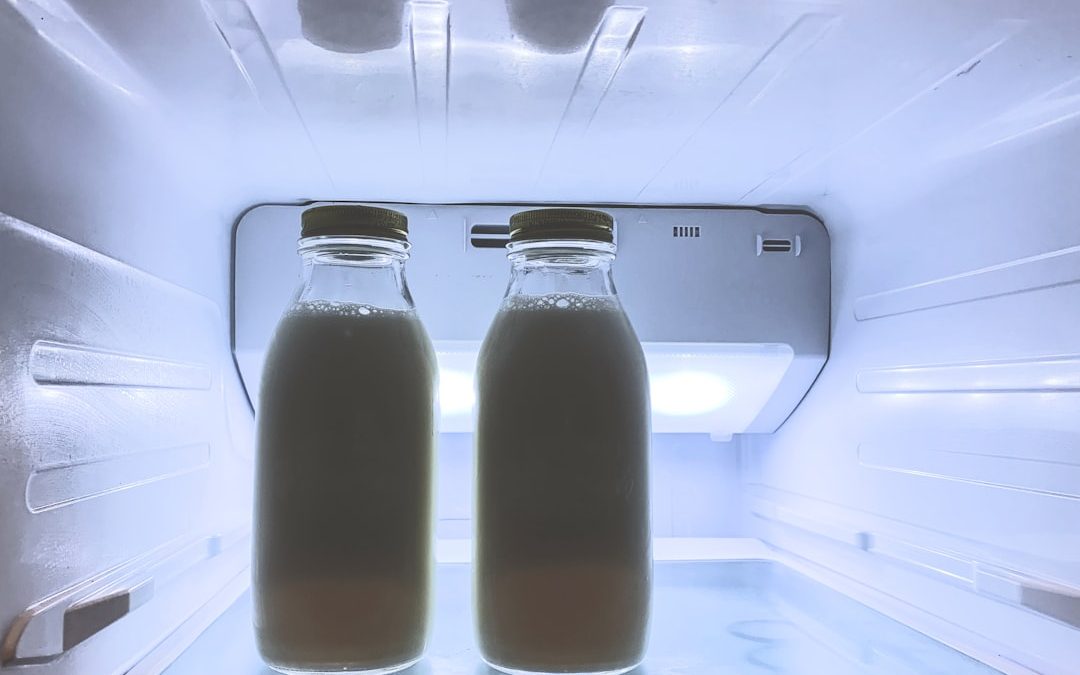 Photo side by side refrigerator water filter